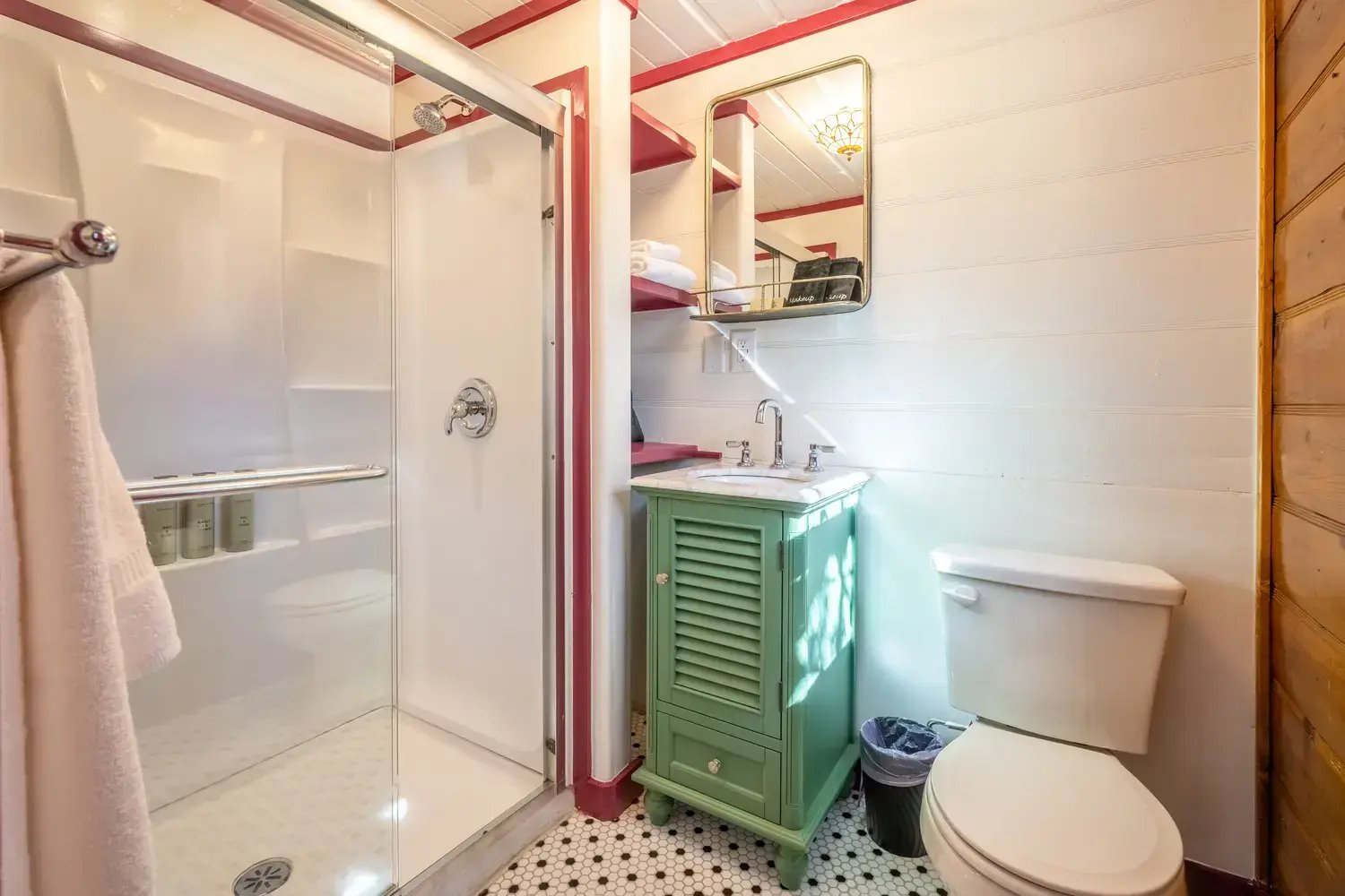 Bathroom cabin 6